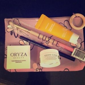 Ipsy makeup bundle